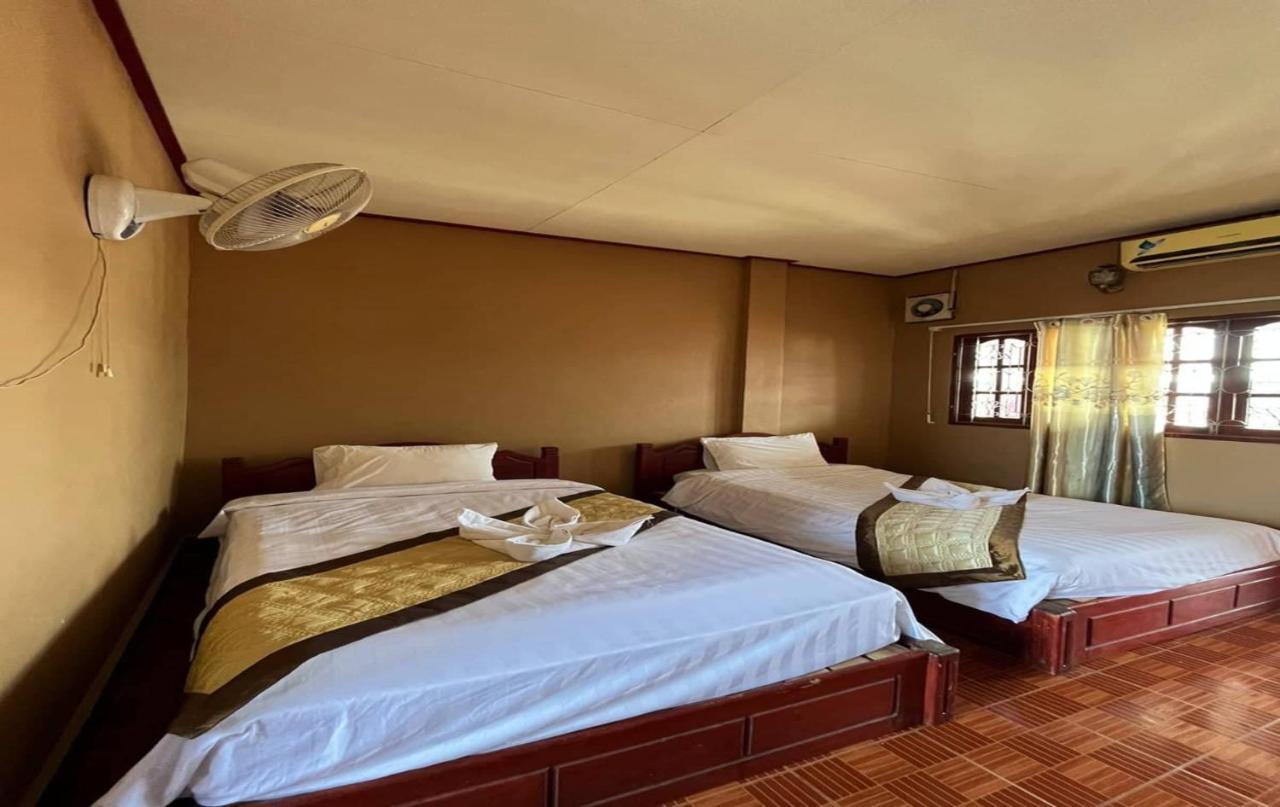 Vang Vieng Queen'S- Mountain View Hotel Exterior photo