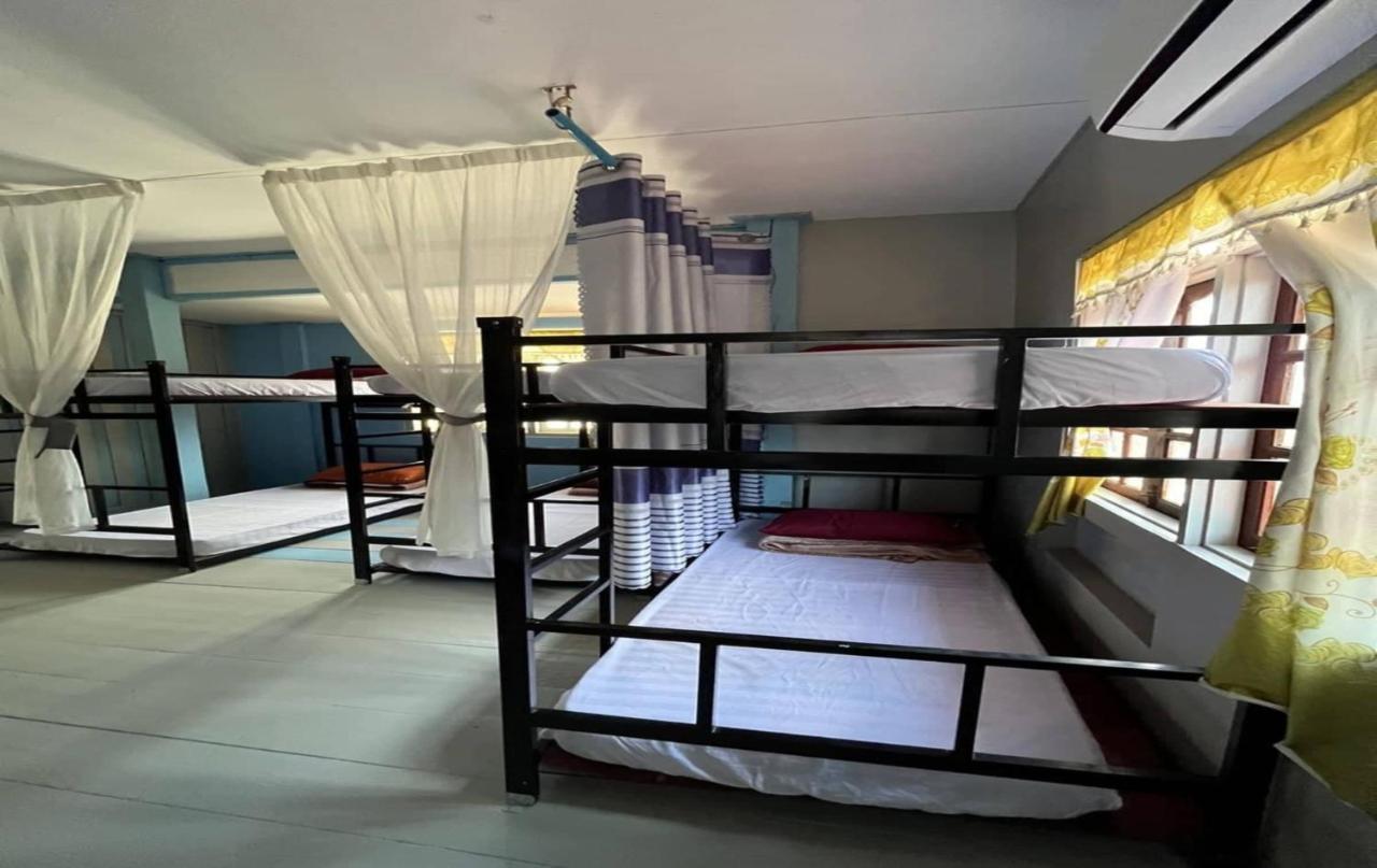 Vang Vieng Queen'S- Mountain View Hotel Exterior photo