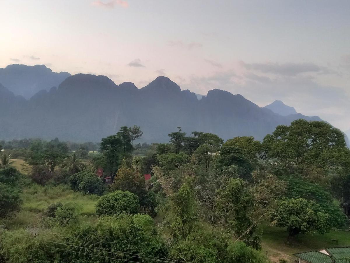 Vang Vieng Queen'S- Mountain View Hotel Exterior photo